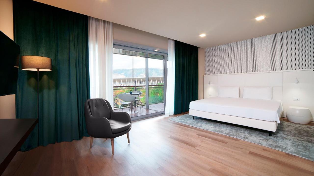 Holiday Inn Nola - Naples Vulcano Buono By Ihg Luaran gambar